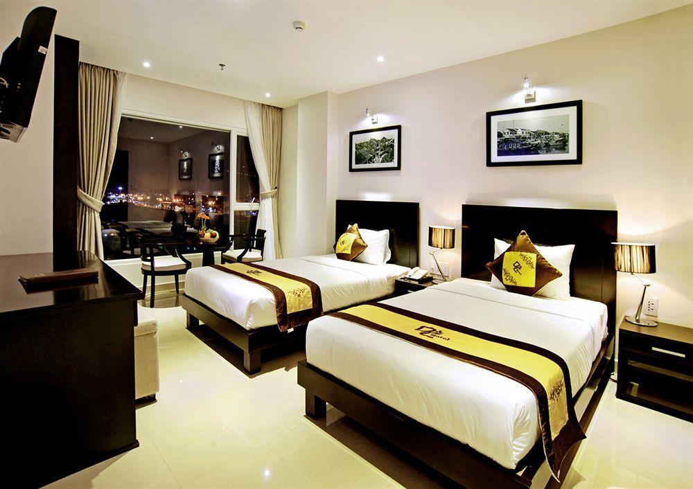 D&C Hotel Da Nang Exterior photo